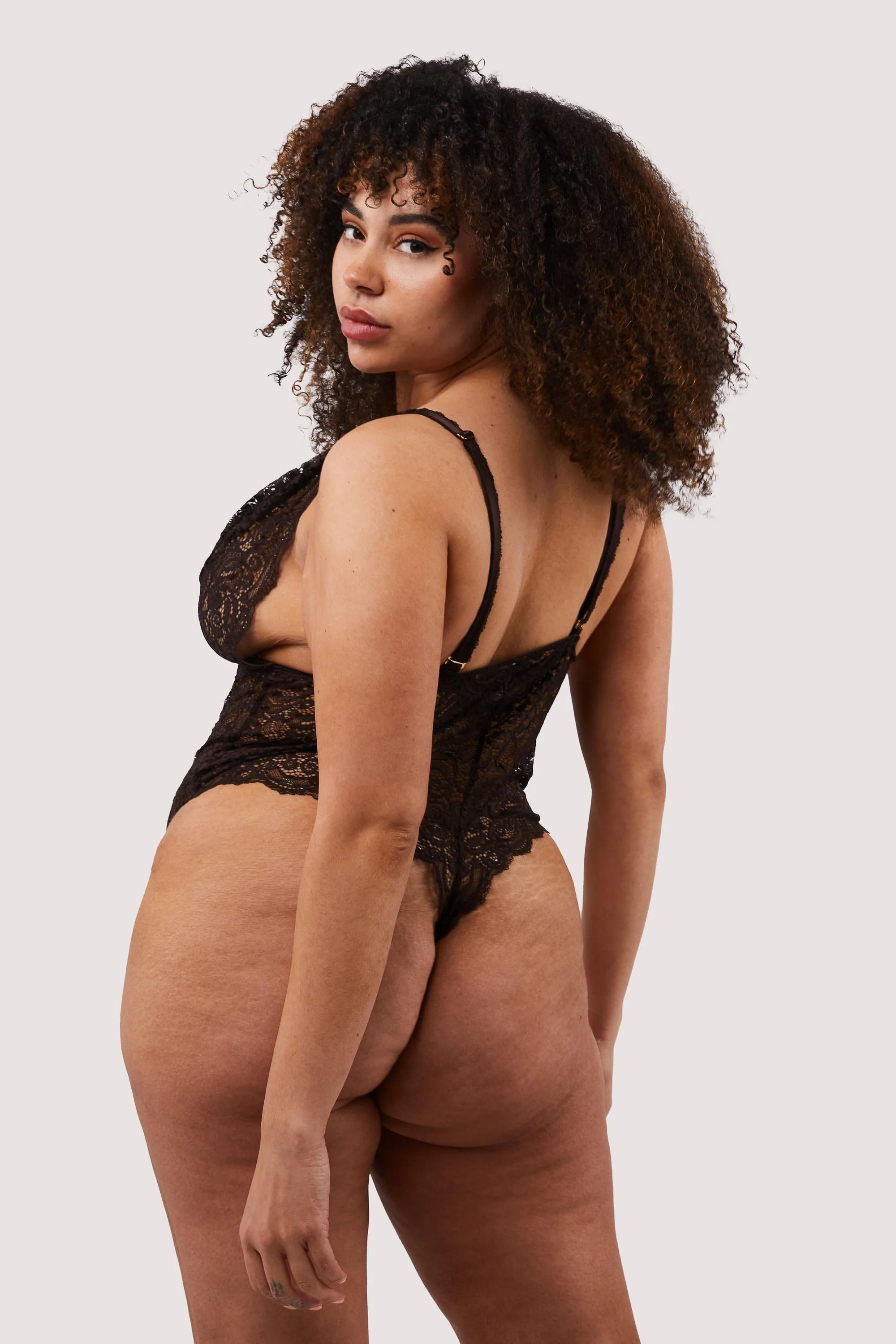 Ariana Coffee Lace Body - Image 4