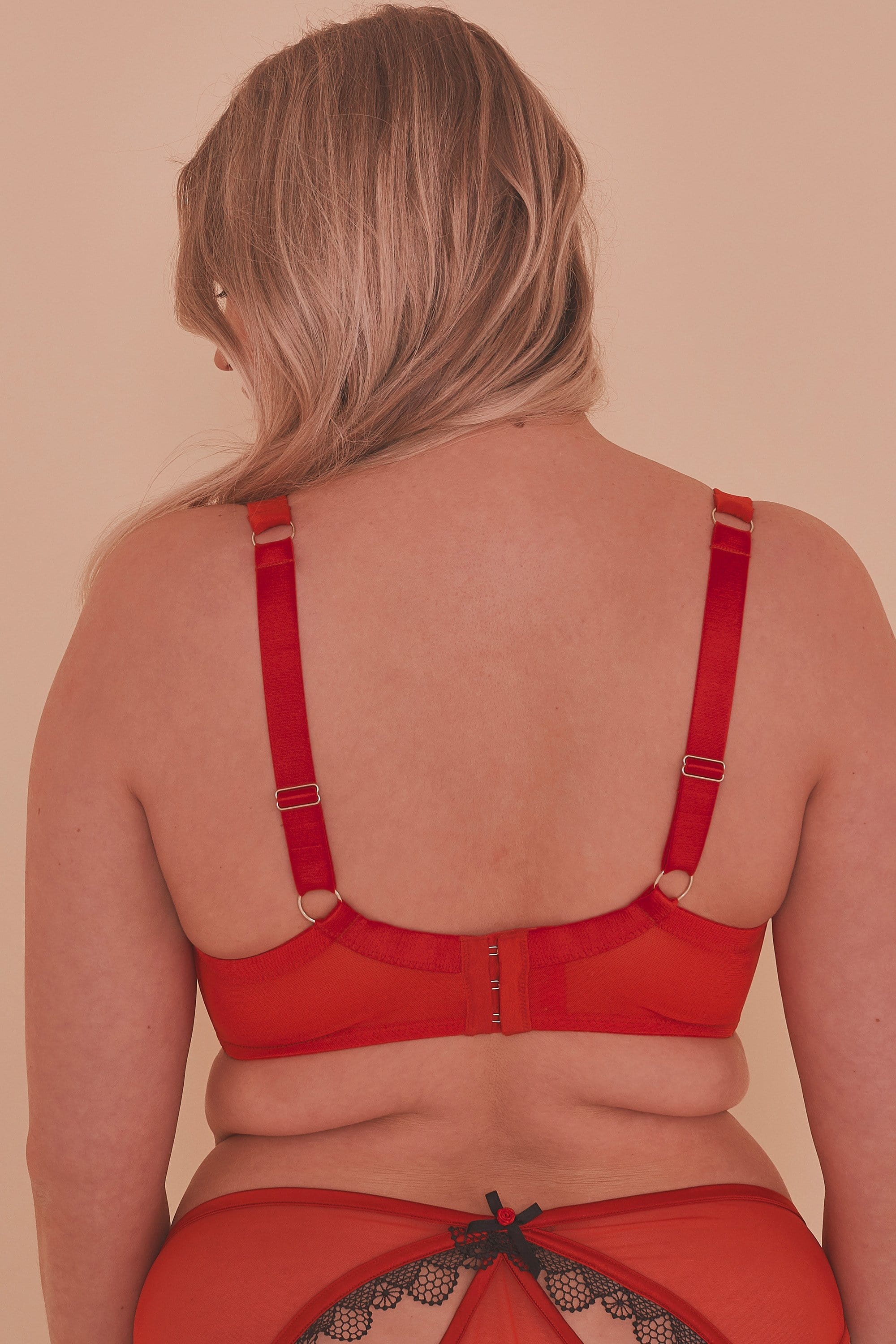 Arlene Curve 1/4 Cup Red Satin Black Lace Bra - Image 4