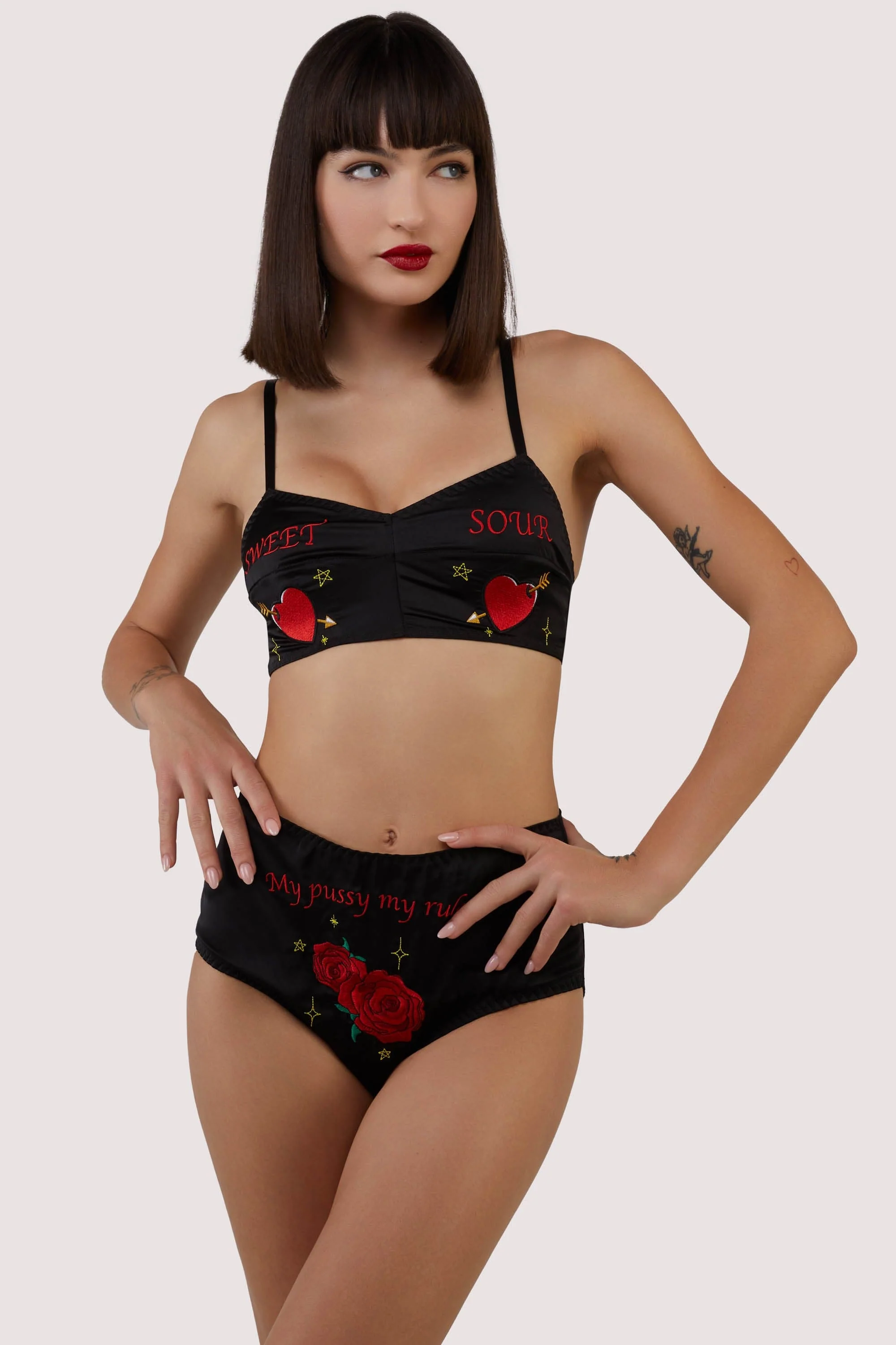 Clara Black Retro Embroidery Retro High Waist Brief - Image 3