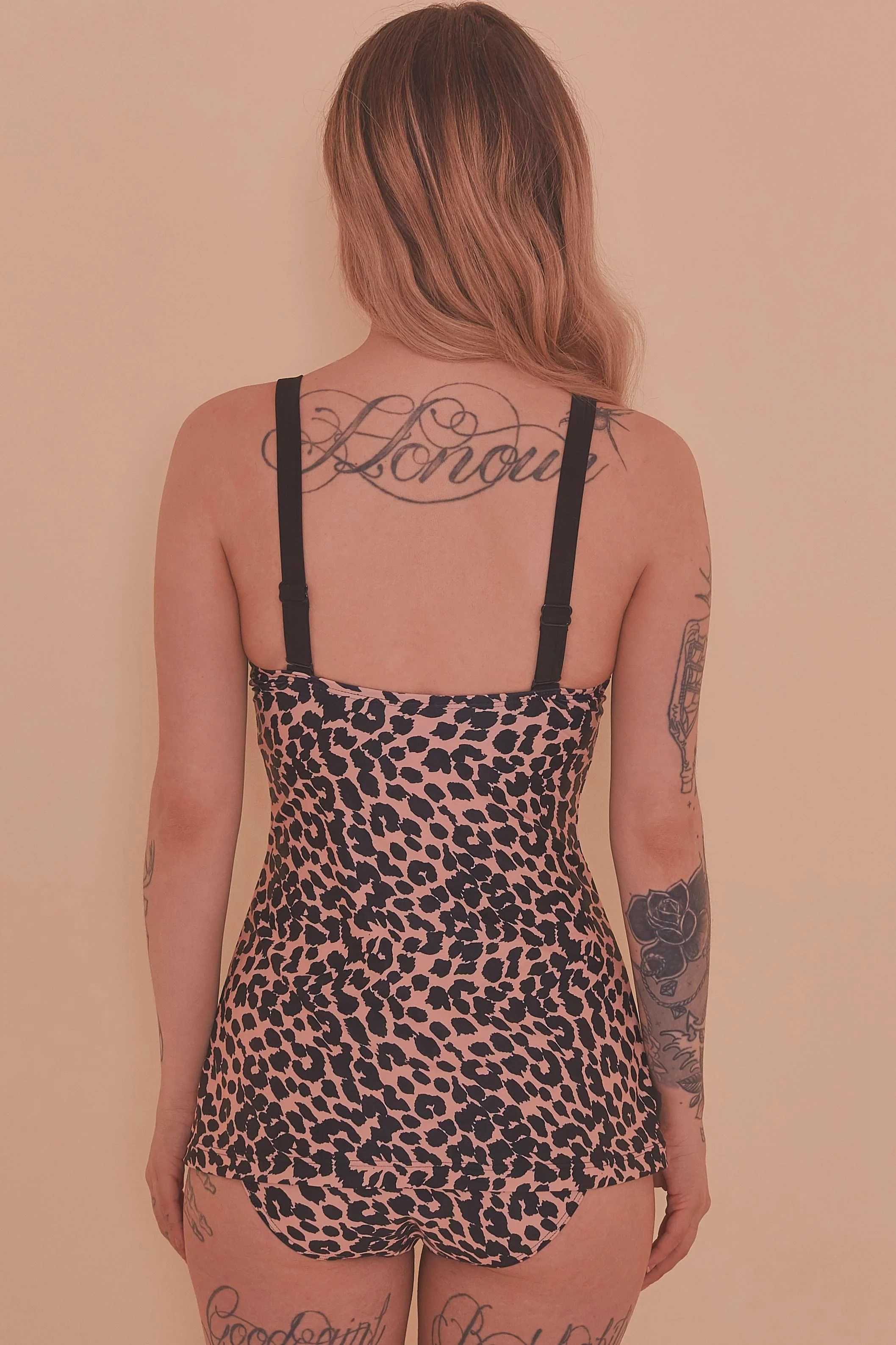 Collectif Leopard Skirted swimsuit - Image 4
