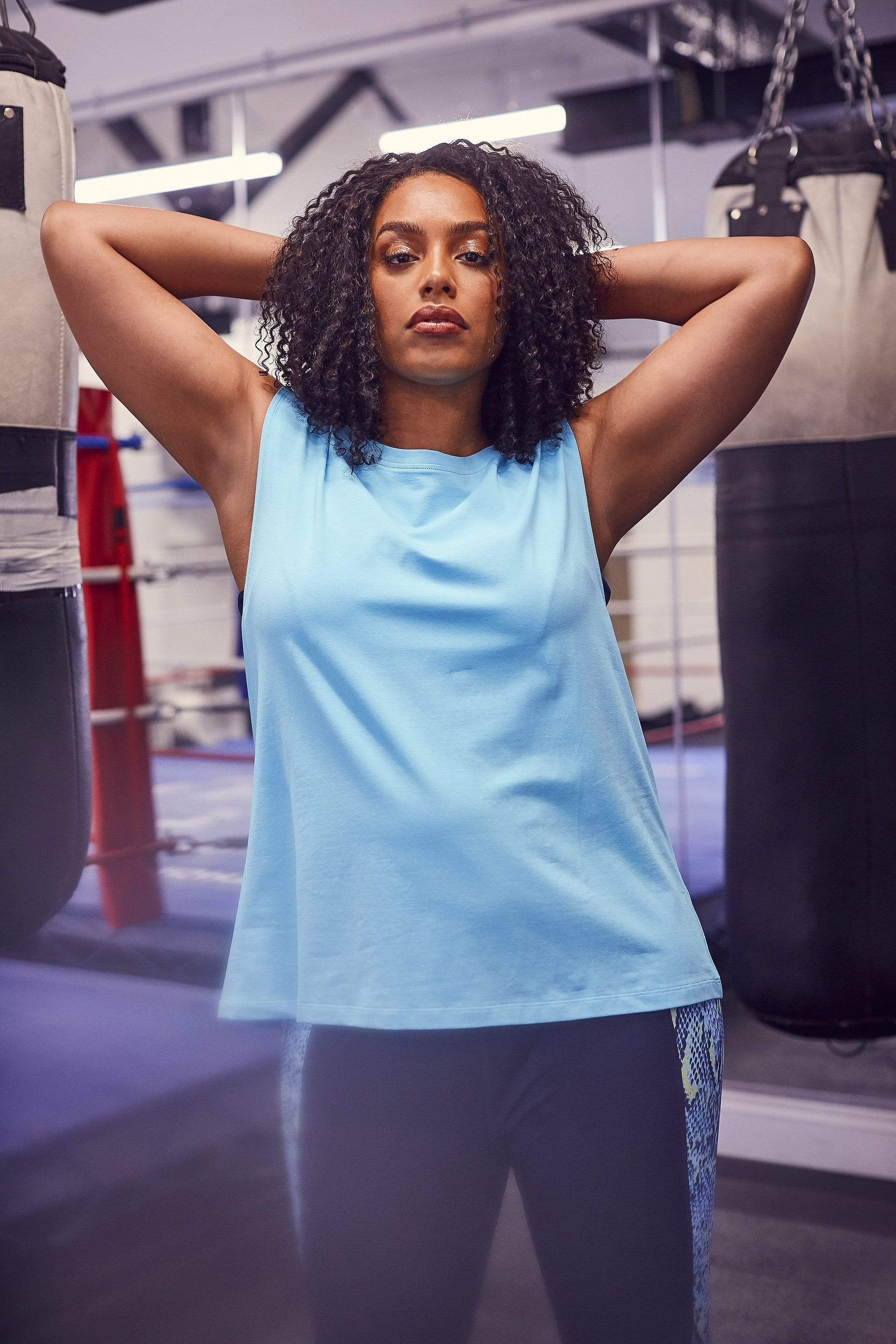 Cotton Knot Front Vest Blue Curve - Image 3