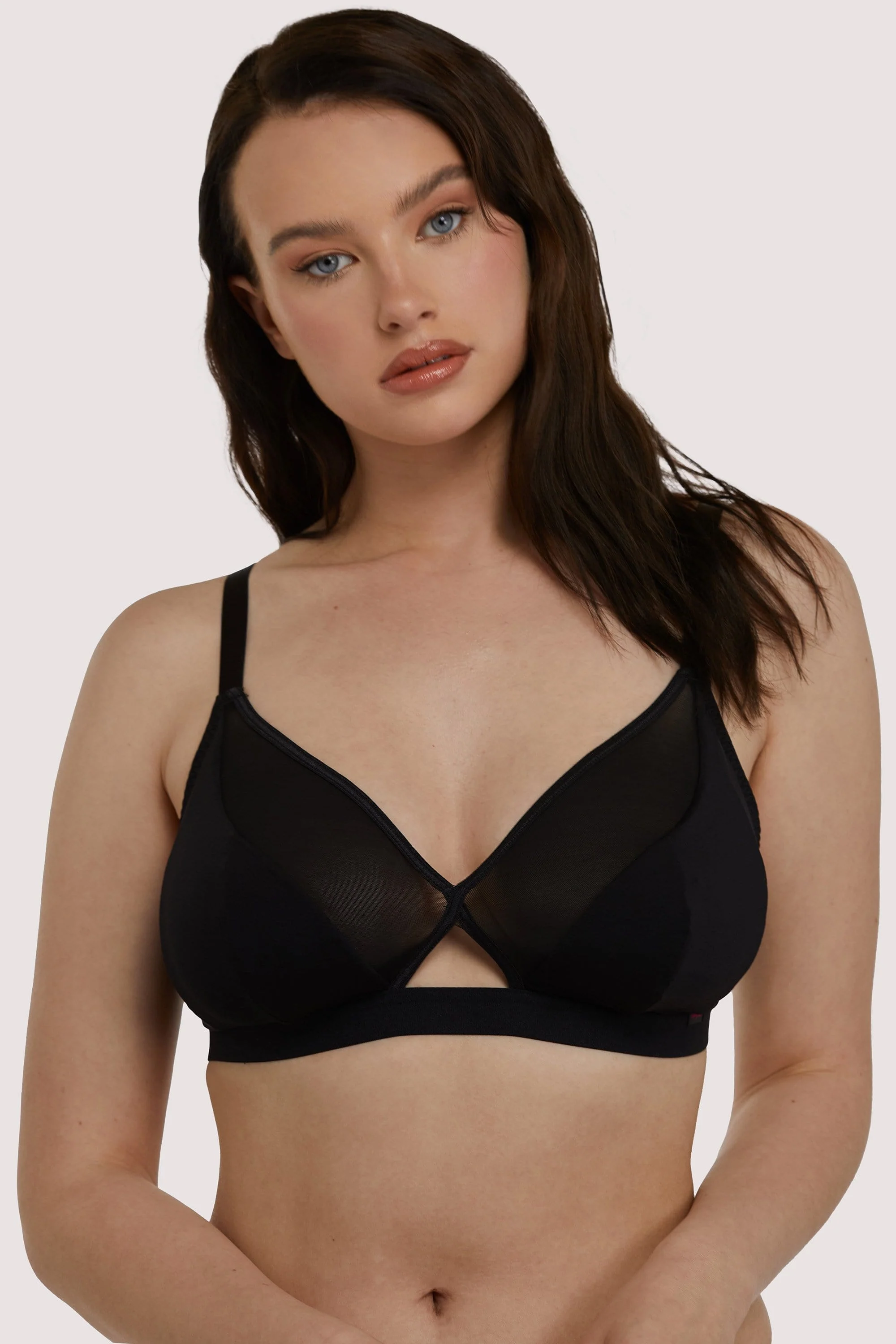 Get Up And Chill Bralette Black - Image 2