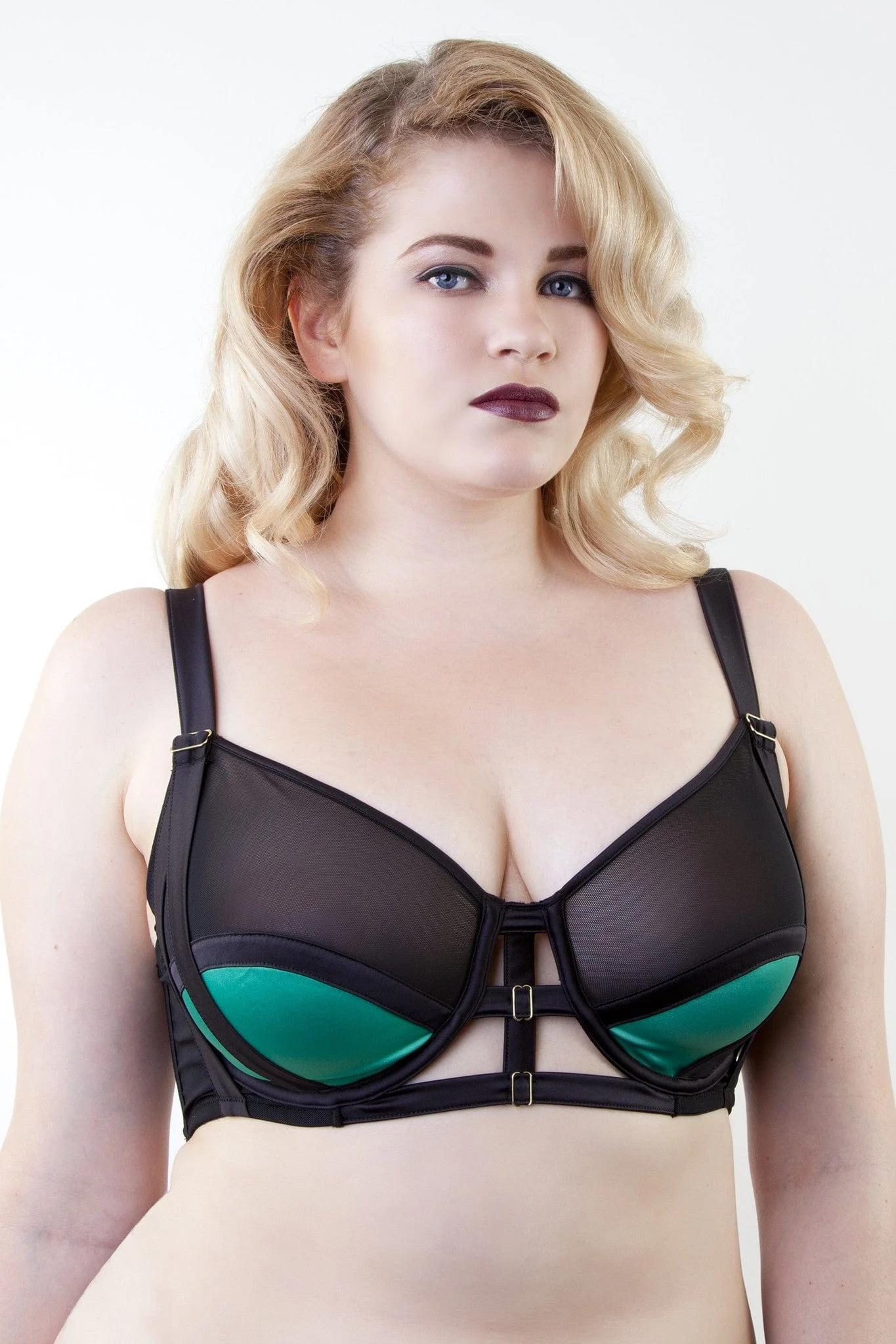 Emerald Strappy Curve Bra - Image 3