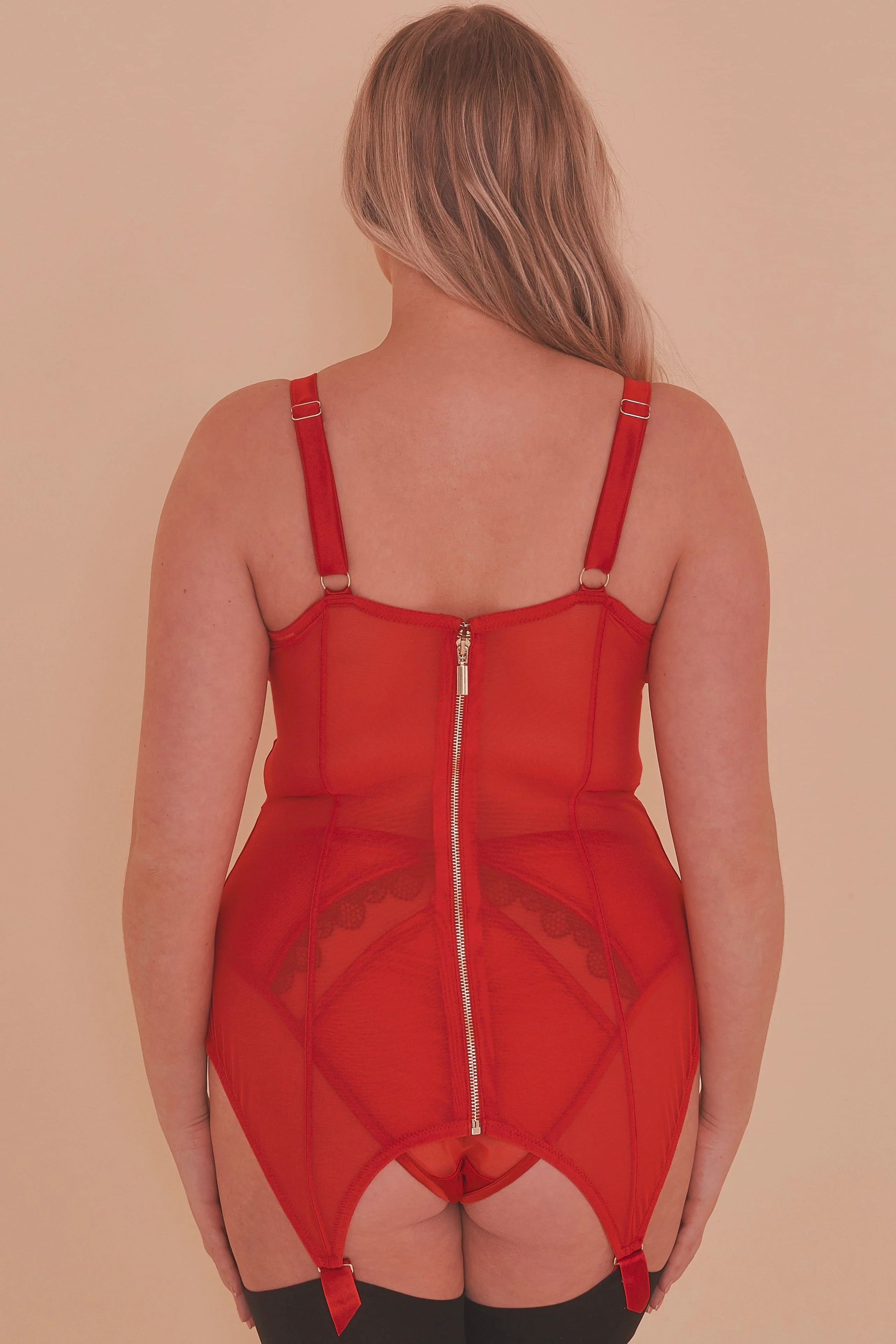 Felicity Hayward Clarice Retro Girdle Dress Red Curve - Image 3