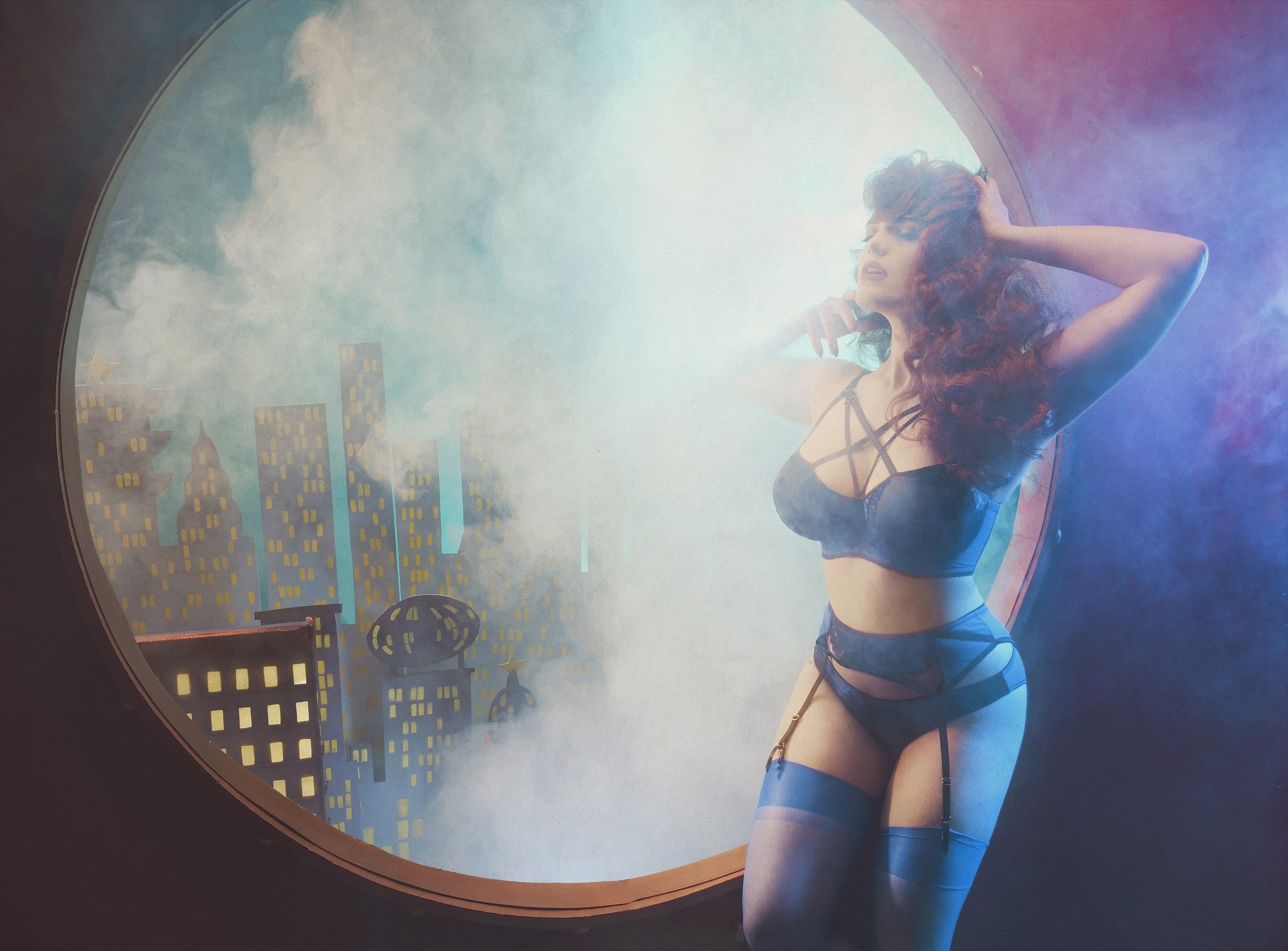 Indigo Lace Picot Suspender - Image 4