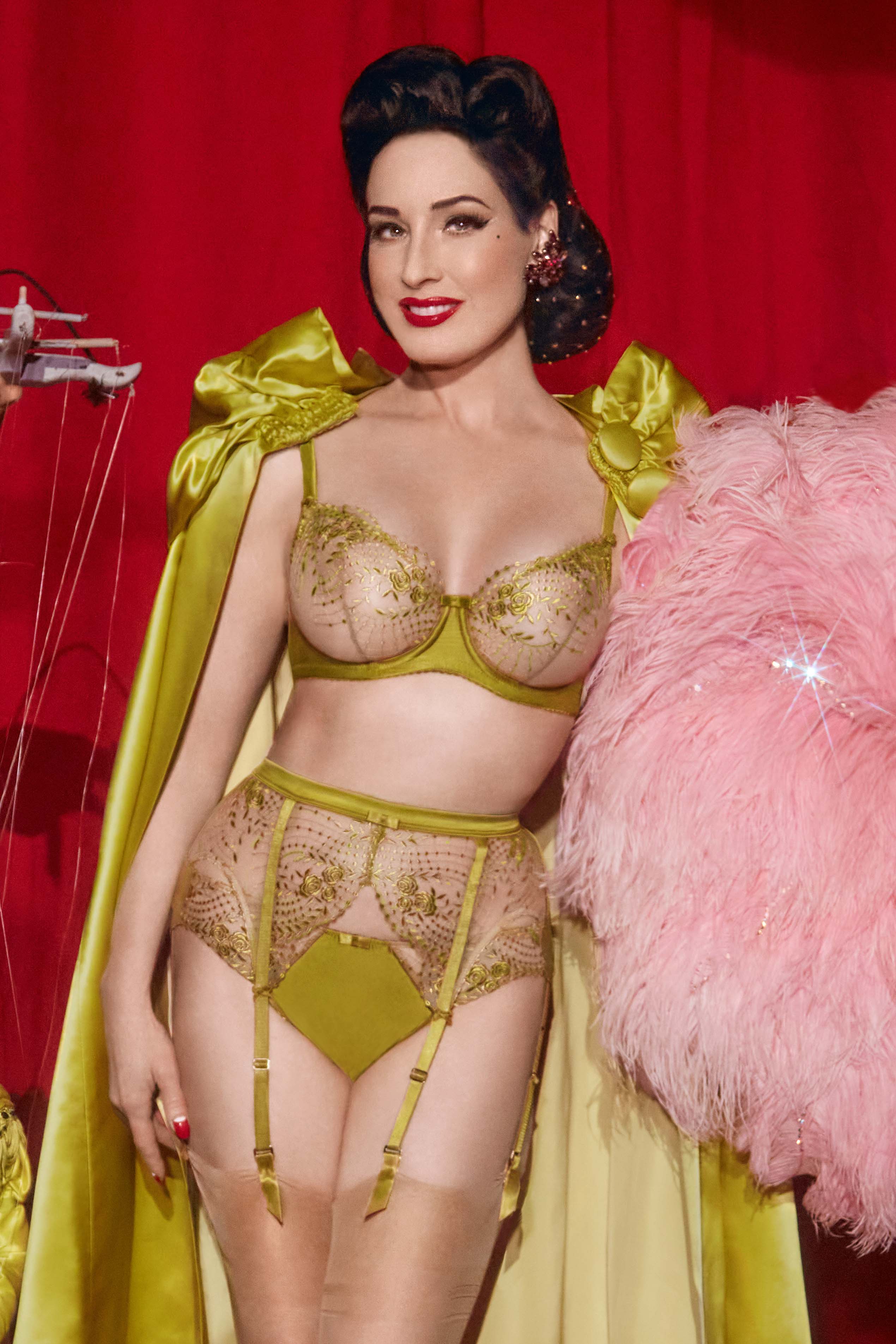 Julies' Roses Chartreuse Suspender - Image 3