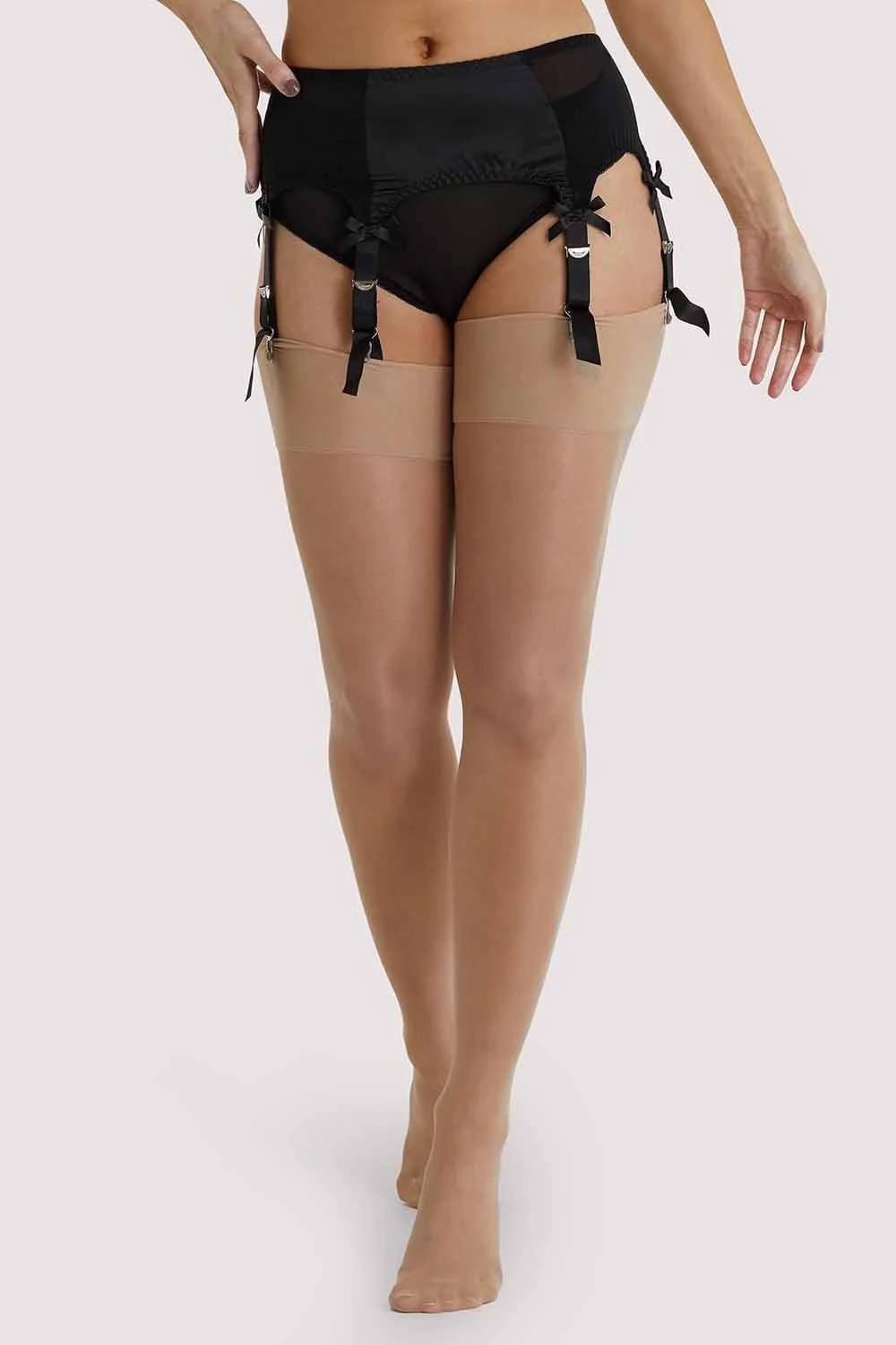 Light Nude Seamed Stockings Regular - Image 2