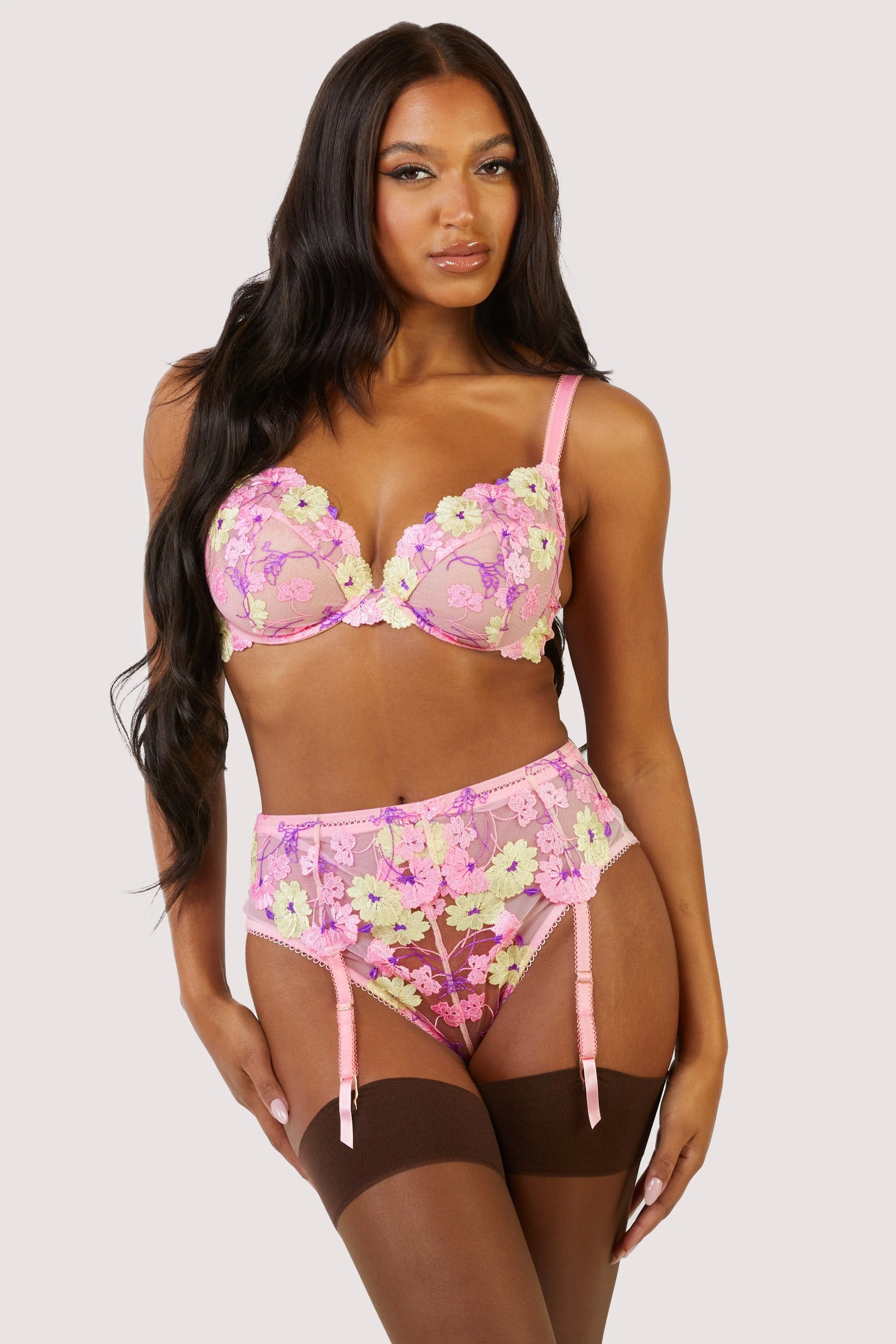 Luna Pastel Pink Embroidery Picot Elastic Suspender - Image 2