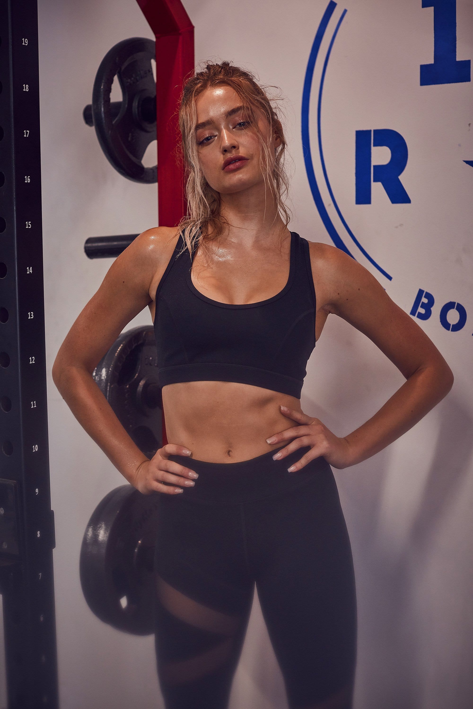 Wolf & Whistle Mesh Panel Crop Leggings Black - Image 3
