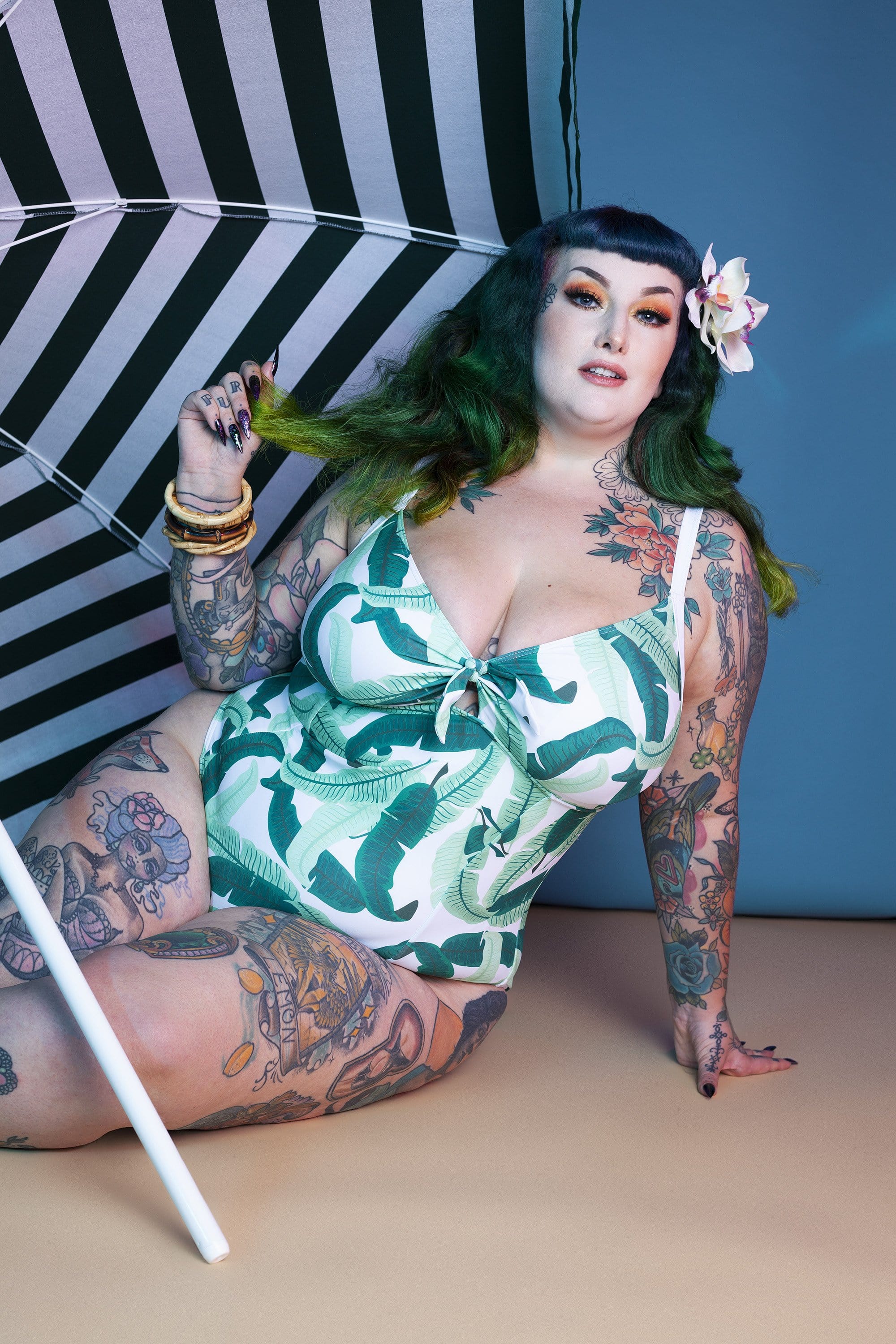 Banana Leaf Print Knot Front Swimsuit - Image 4
