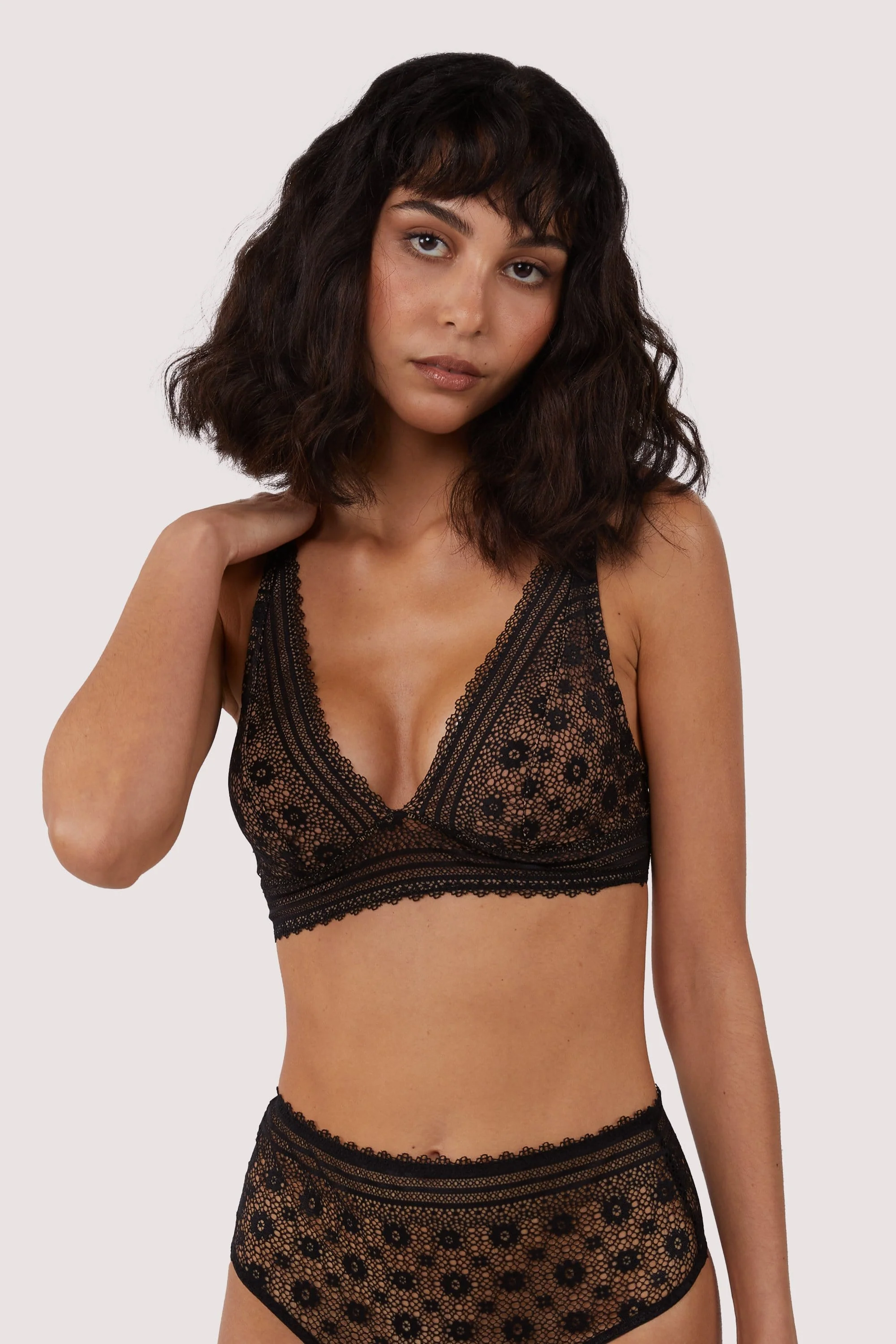 Maia Black Lace Bralette - Image 5
