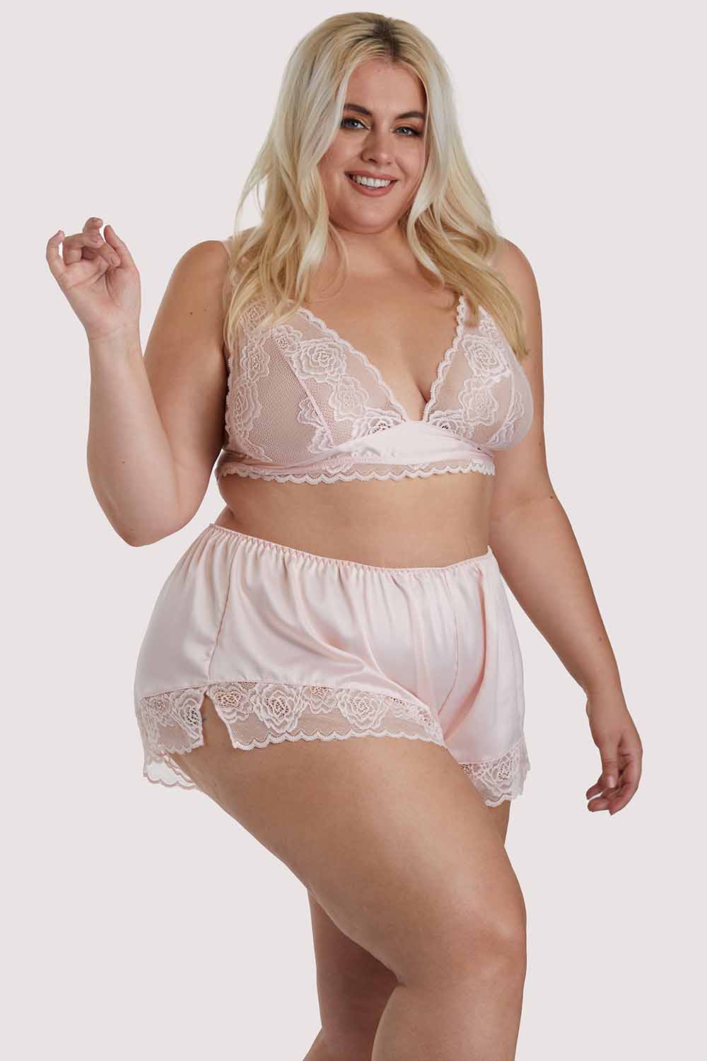 Felicity Hayward x PP Georgina Lace Bra & Shorts - Image 2