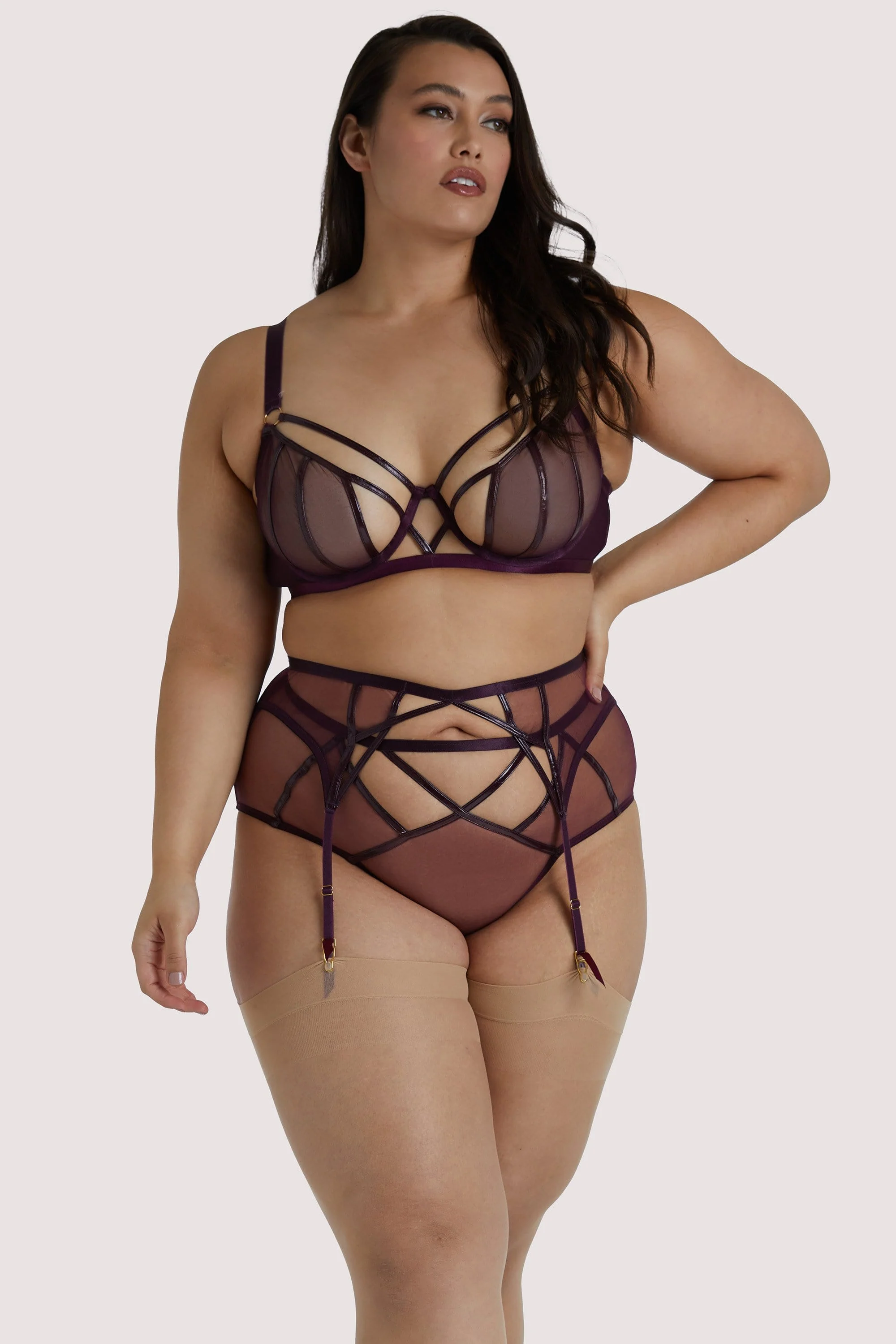Kelly Wine PVC Cut Out Curve Suspender - Image 3