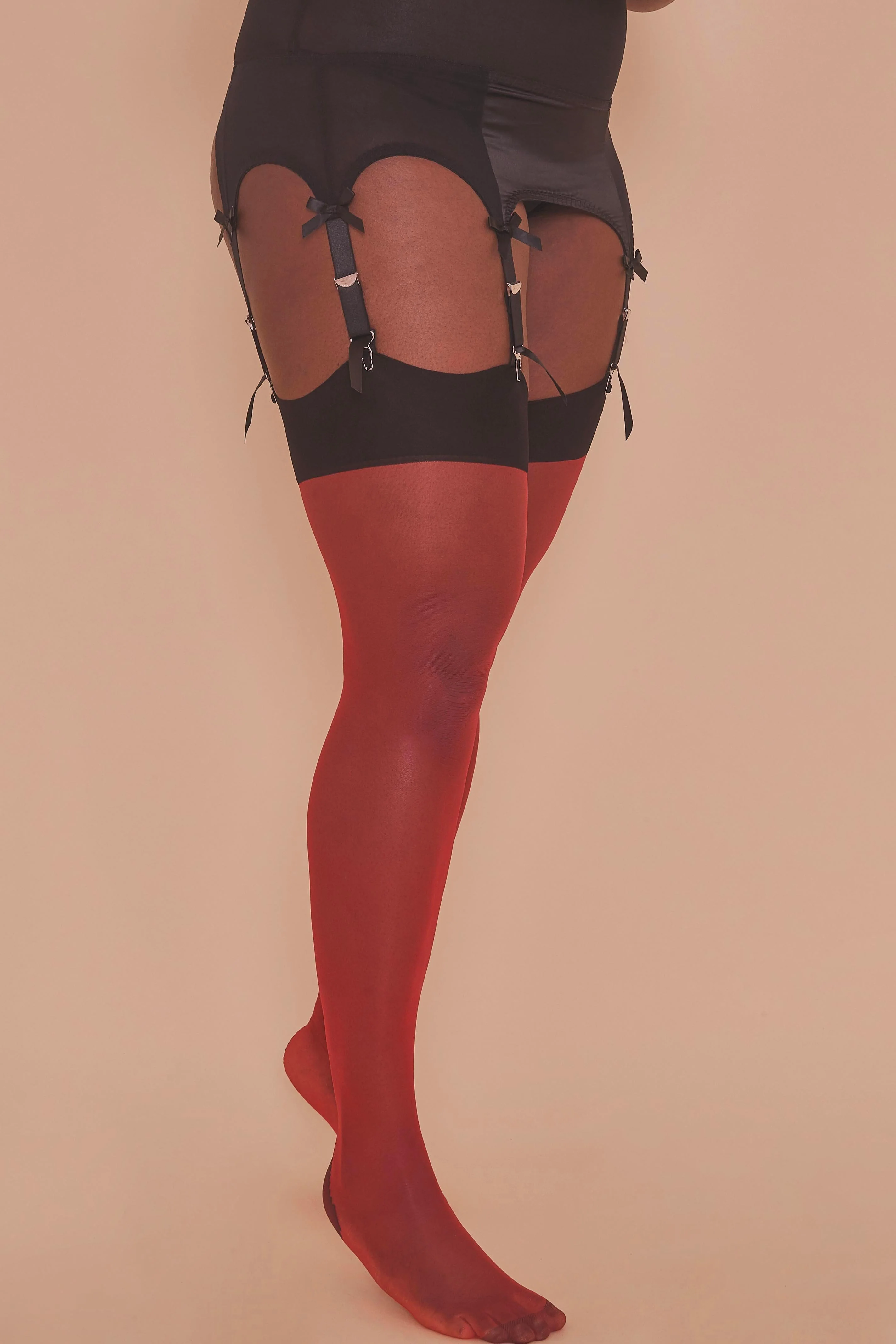 Bow Back Seamed Stockings Red US 4 - 18 - Image 3