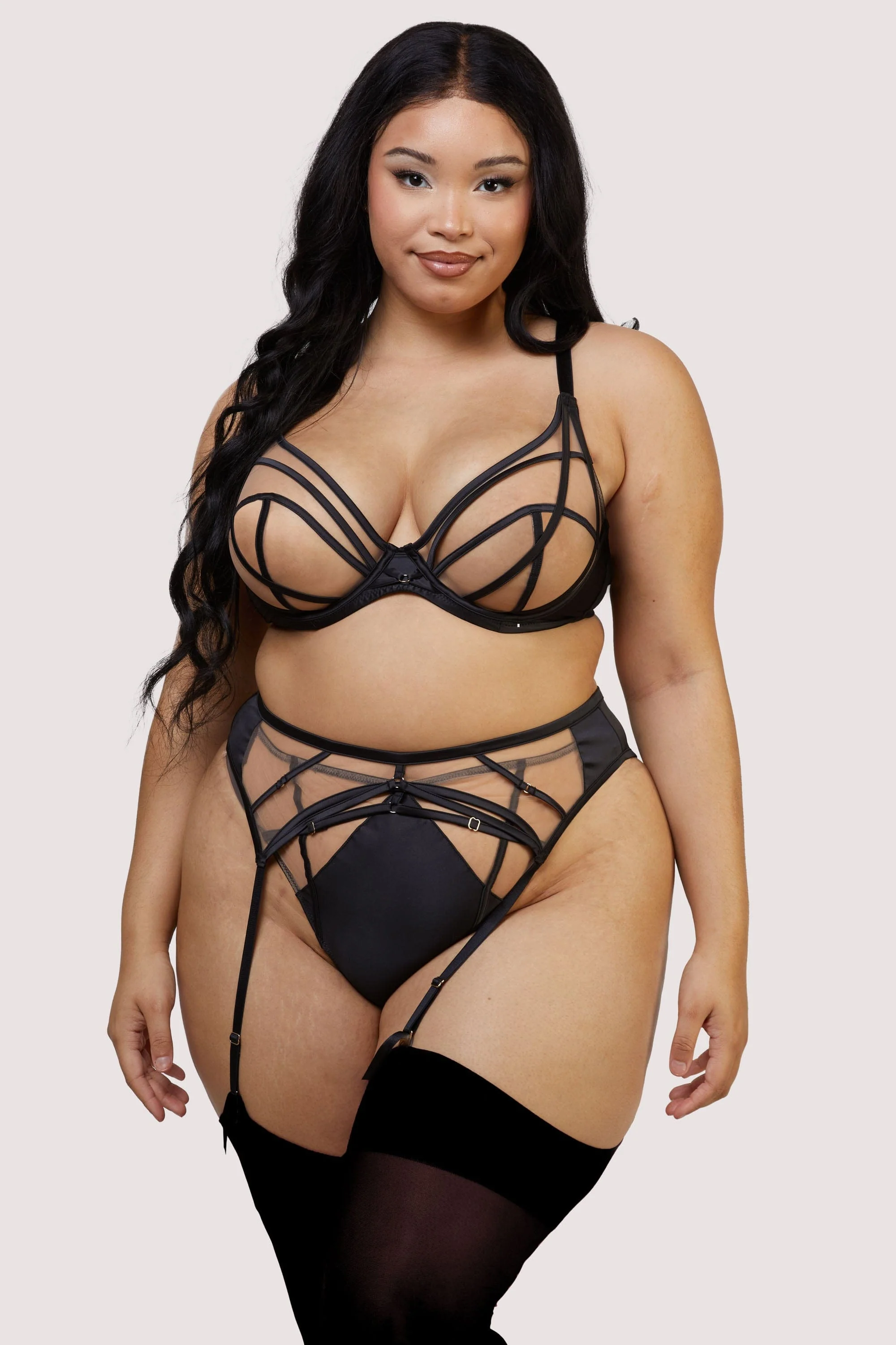 Ramona Black Mesh Set - Image 11