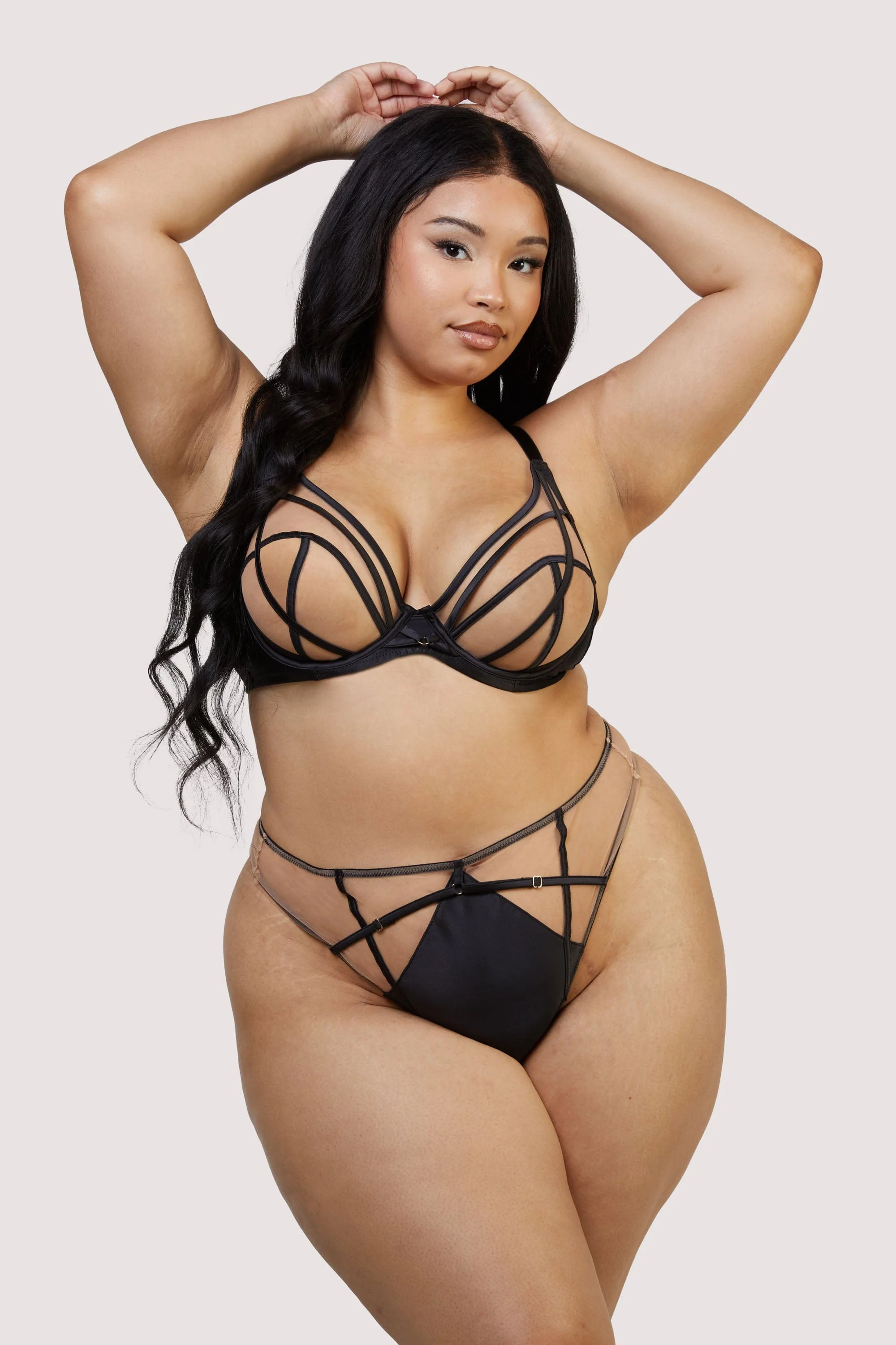 Ramona Black Mesh Set - Image 12