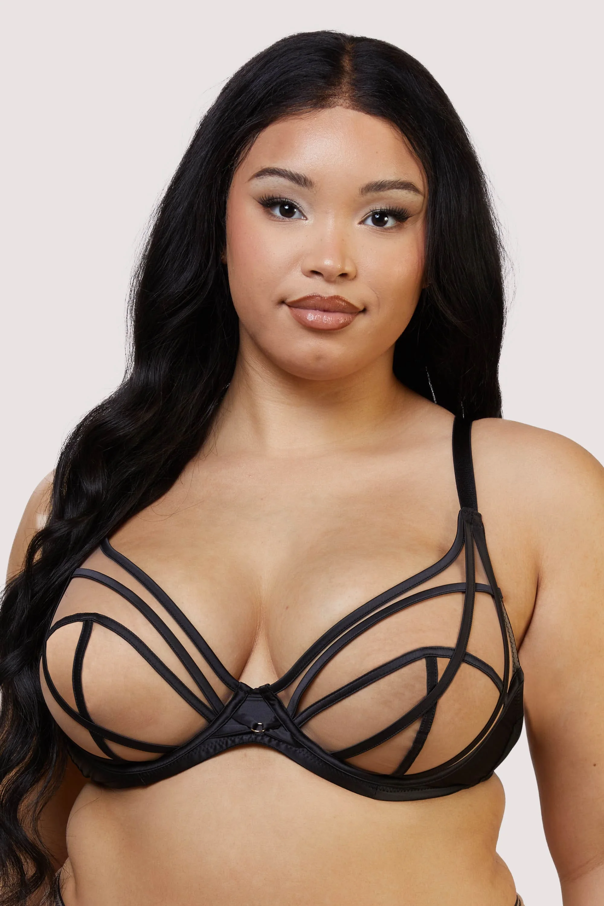 Ramona Black Mesh Set - Image 13