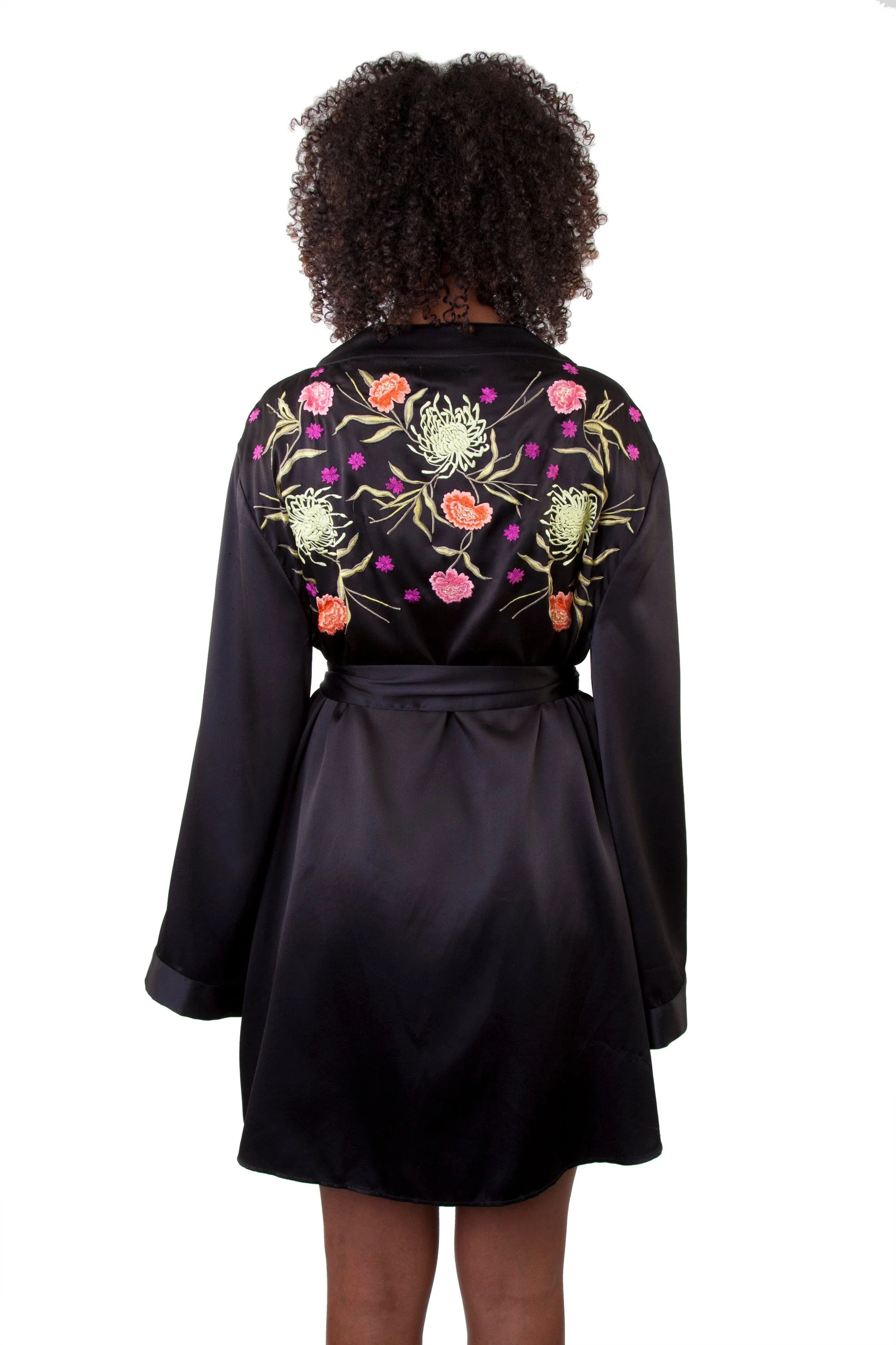 Jasmin Short Embroidered Kimono - Seconds - Image 3