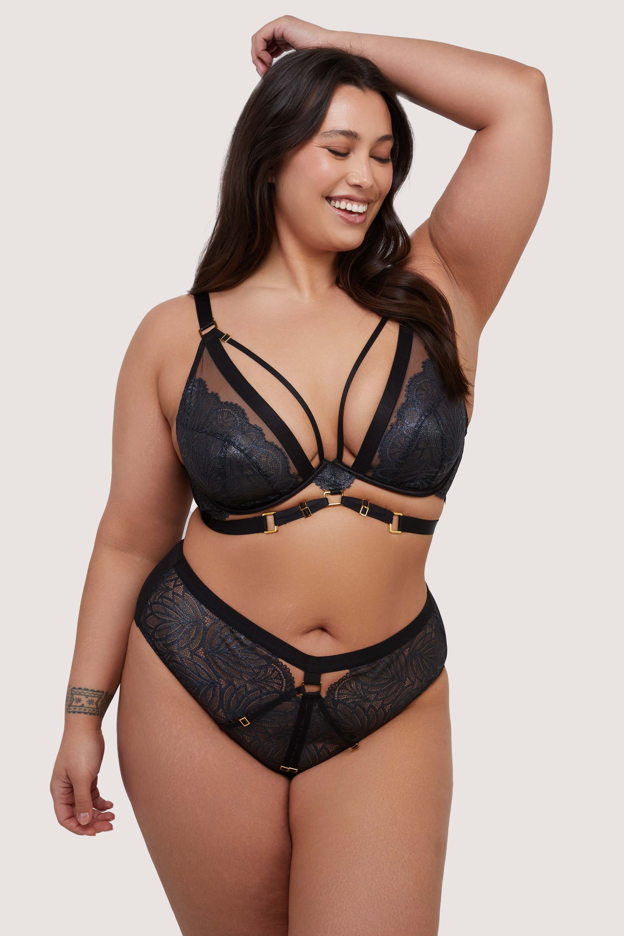 Tabitha Black Wet-Look Lace Plunge Bra - Image 5