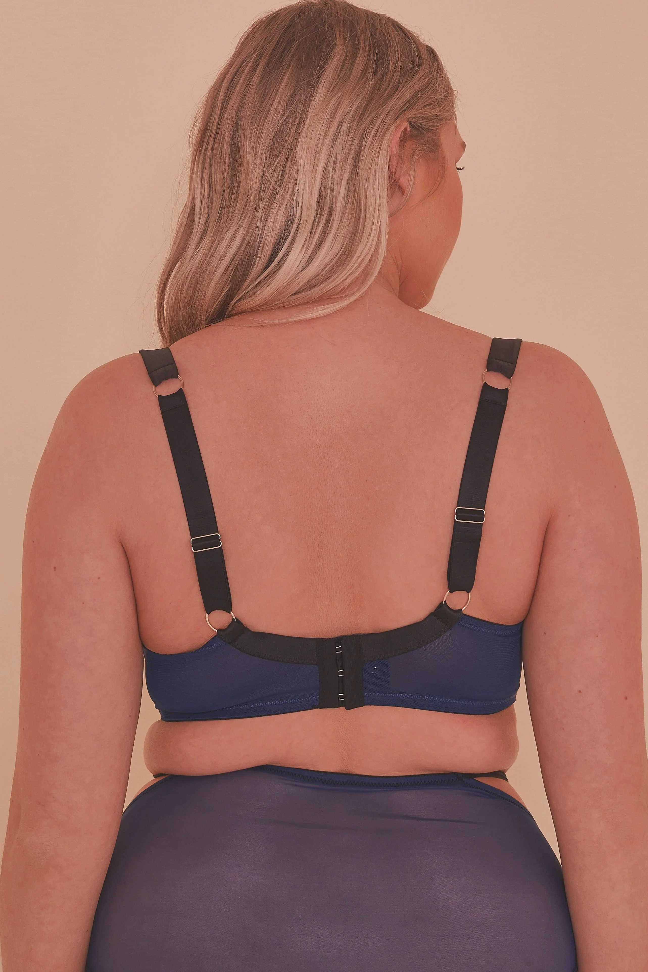 Tabitha Blue Embroidery Curve Bra - Image 2