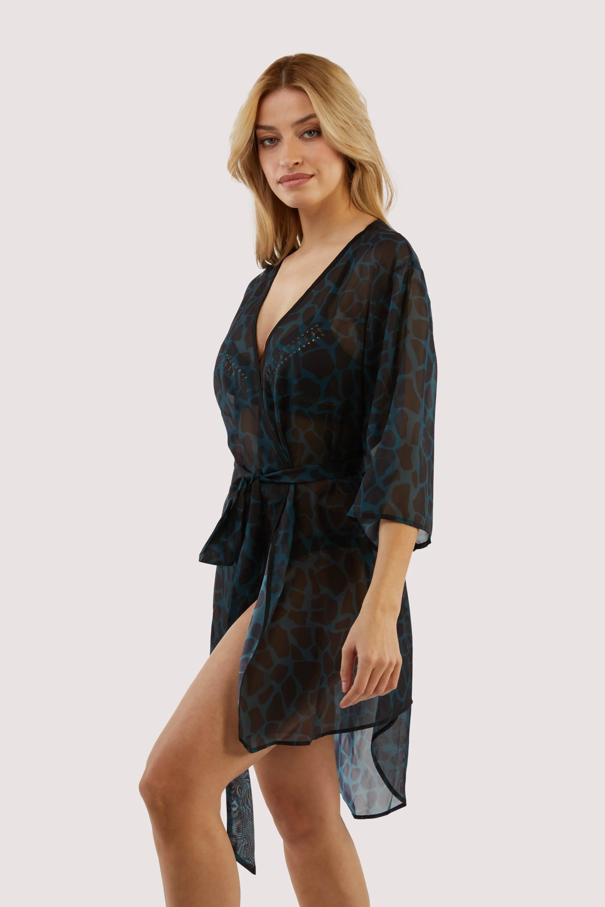 Khaki Giraffe Beach Kimono - Image 2