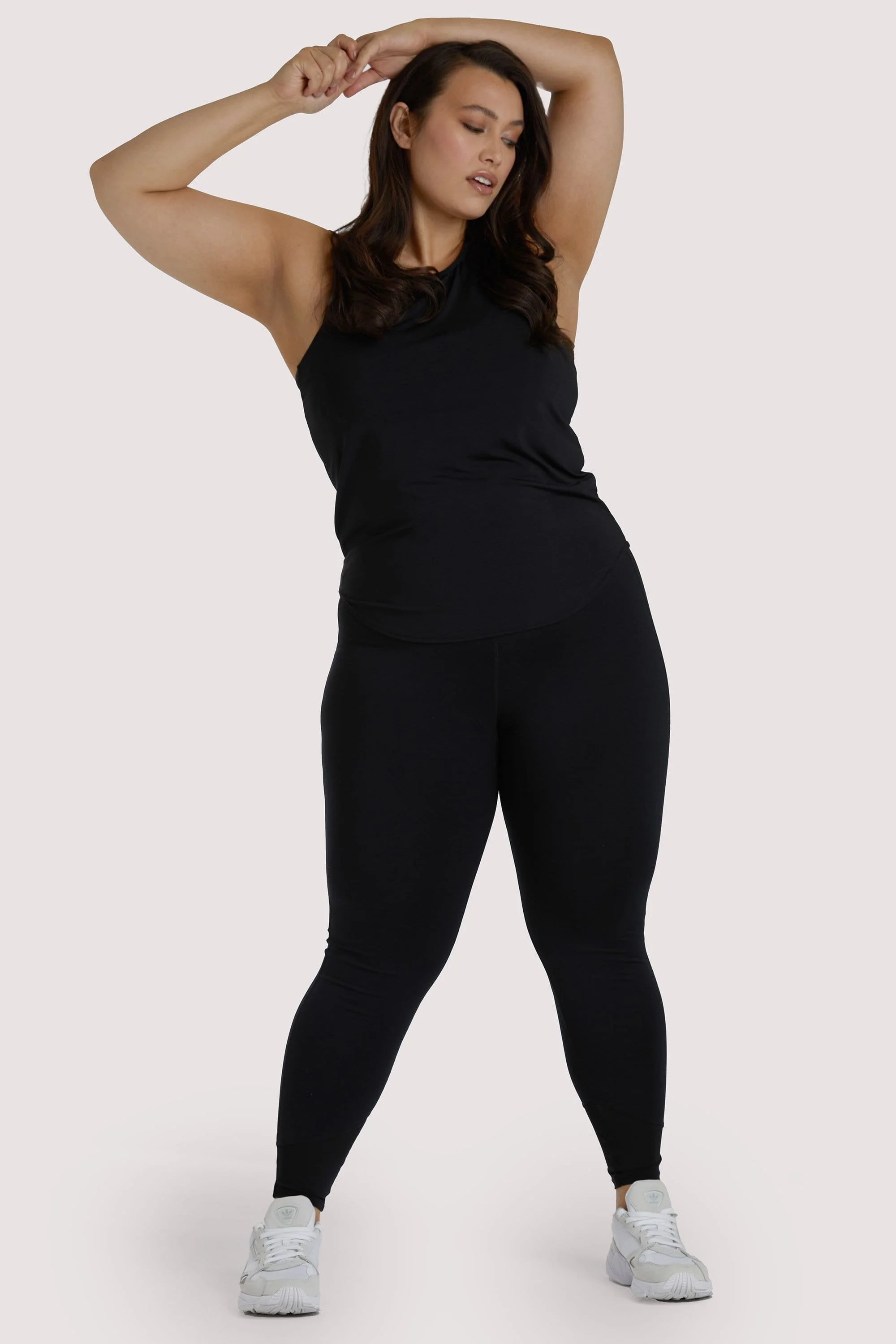 Black Curve Vest - Image 2