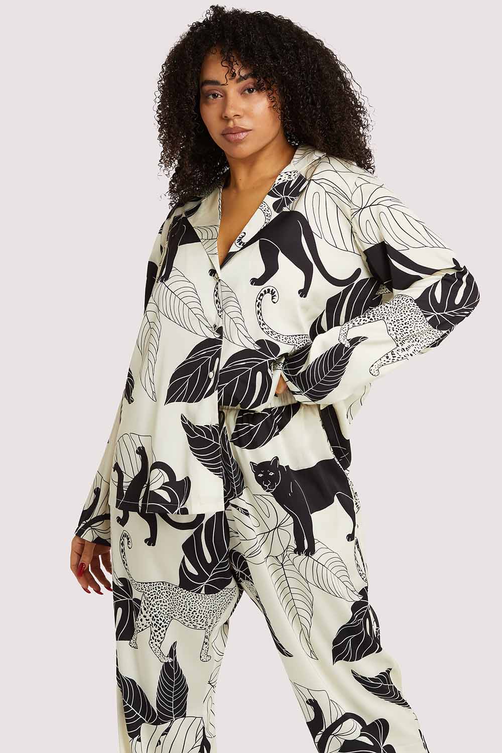Panther Print Satin Pyjama Set - Image 2