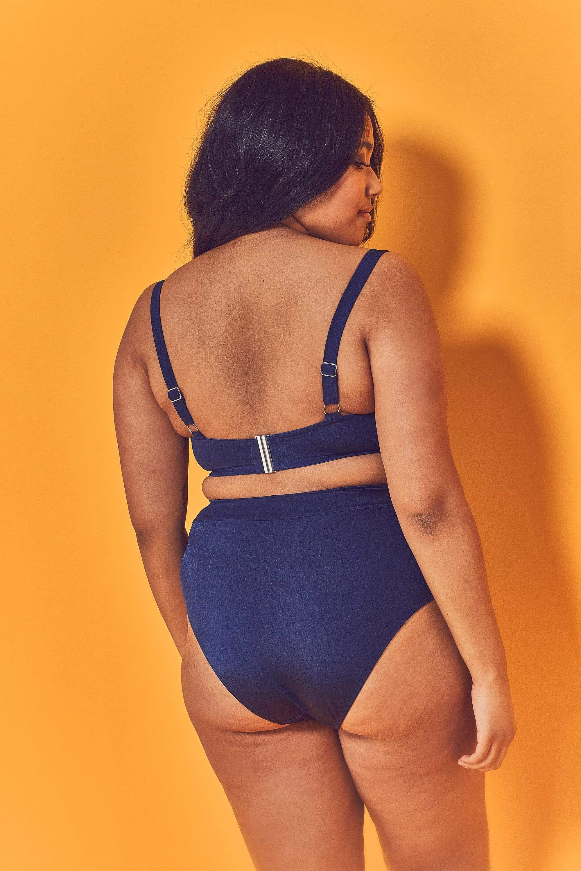 Navy Underwired Bikini Top Curve - Image 3